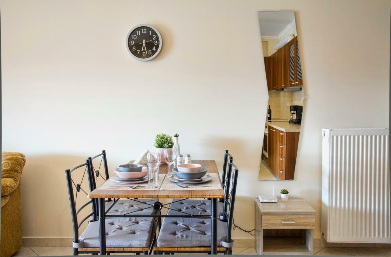 Charming Apartment Near Athens Center And The Sea 외부 사진