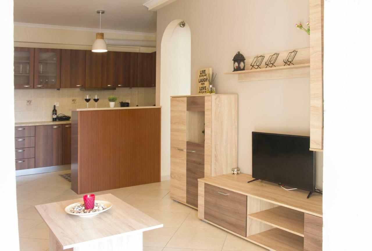 Charming Apartment Near Athens Center And The Sea 외부 사진